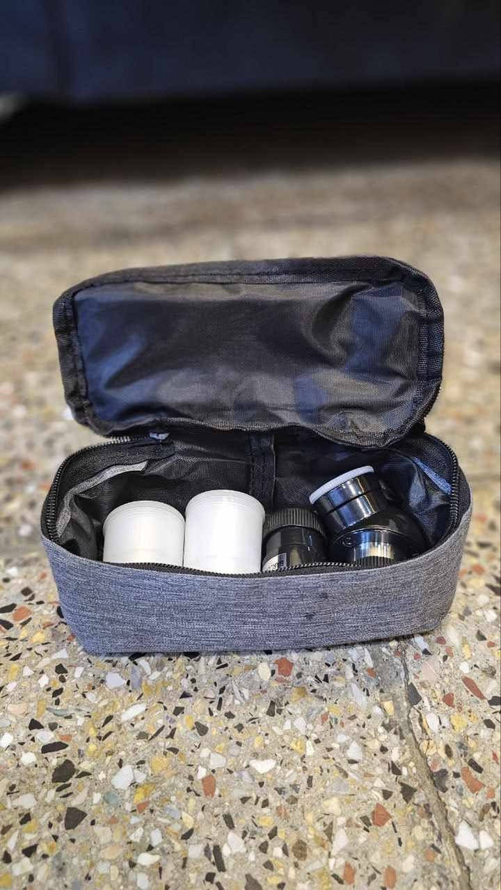 تلسكوب الجديد المصمم وفق المواصفات التي مطلوبة من أفضل براندات التلسكوب .. مواصفات مثالية ومتلائمة مع أجواء العراق ( مواصفات تناسب اجوائنا العراقية حتى تحصلون على افضل رصد وبدقة عالية))
ملحقات من ضمن البكج 
جنطة للتلسكوب + جنطة للعدسات
وموجه ليزر
وستاند ستل ستيل متين جدا
وعدسات متكاملة لاغلب الأجرام السماوية 
وبقية ملحقات التلسكوب 

ملاحضة تلسكوب مستخدم اسبوع واحد فقط سعرة 135الف 
تواصل واتساب ***********
يوجد توصيل محافظات
