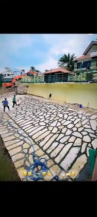 خدمات • معلومات ناقصة