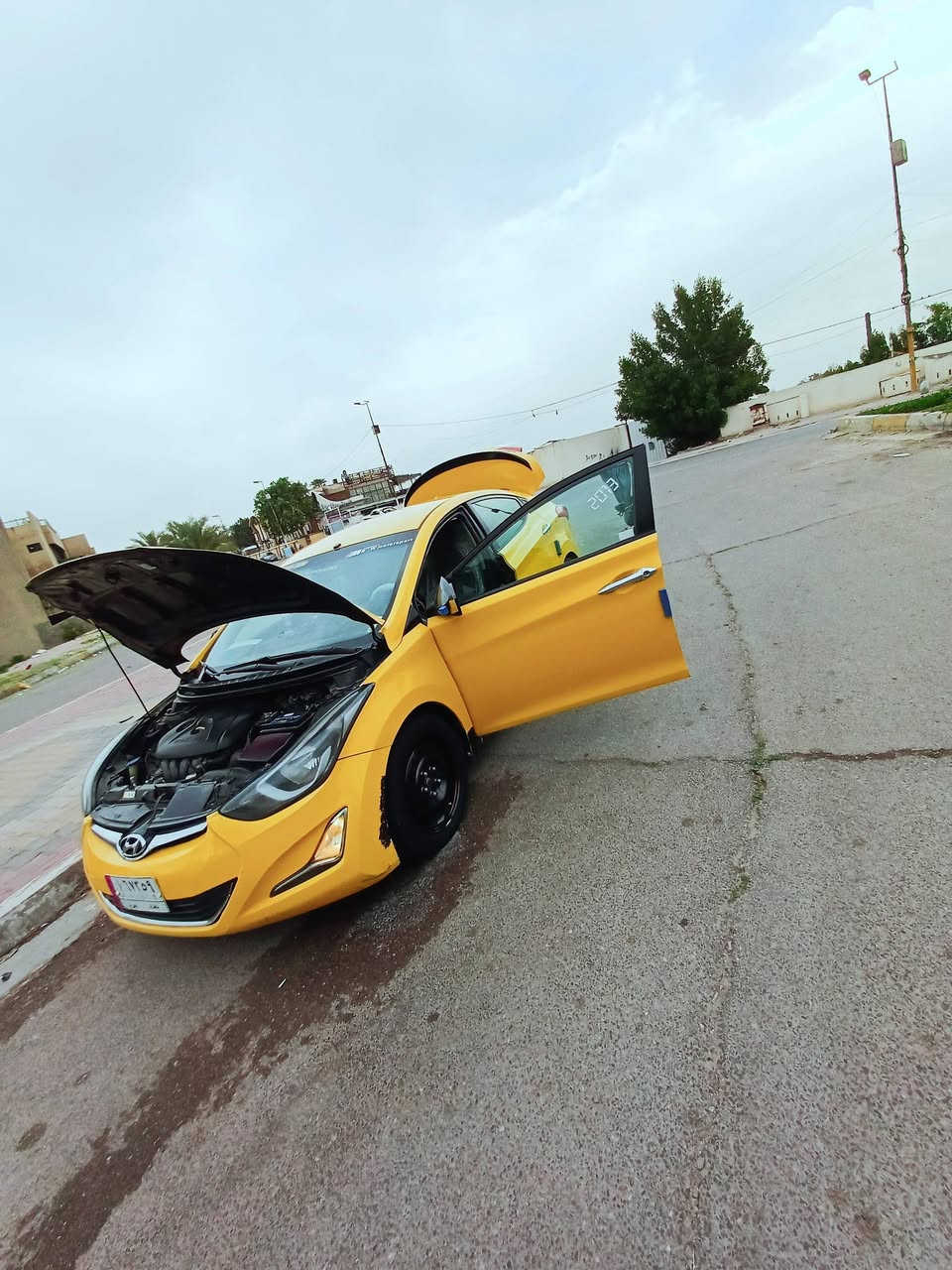 السلام عليكم النترا موديل 12 امريكي ضررها بسيط كارفوكس وياها سياره تصرف دهن السعر 85و بمجال بسيط مكاني بغداد***********
