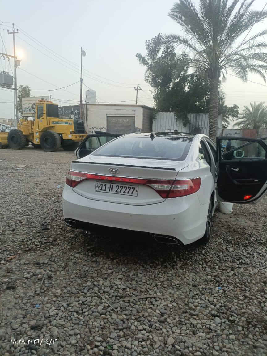 سلام عليكم للبيع ازيره مديل 2013وارد امريكي حادثه بل منشور وهنا بيها تبديل جاملغ فقط مكينه 6GDi3300سياره فول موصفات واحد على واحد رقم بغداد جديد السعر 100وبيها مجال قليل ملاحظه اني مكلف بل نشر شراي يتصل على رقم ***********
