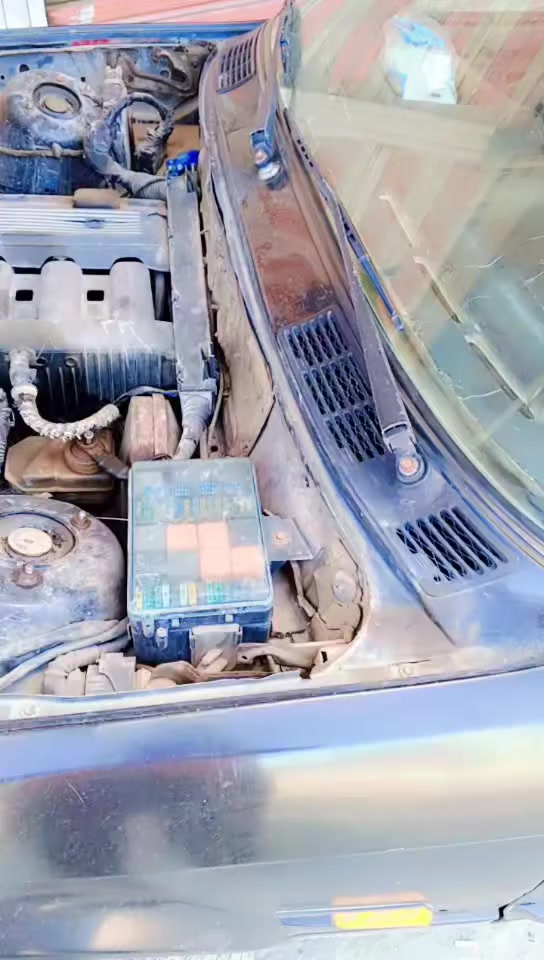 بيم زعره البيع مكينه سته سلندر فانوص  
حداديه جديده رقم مكان سياره بغداد
 سعر 18$ 
رقم ***********
