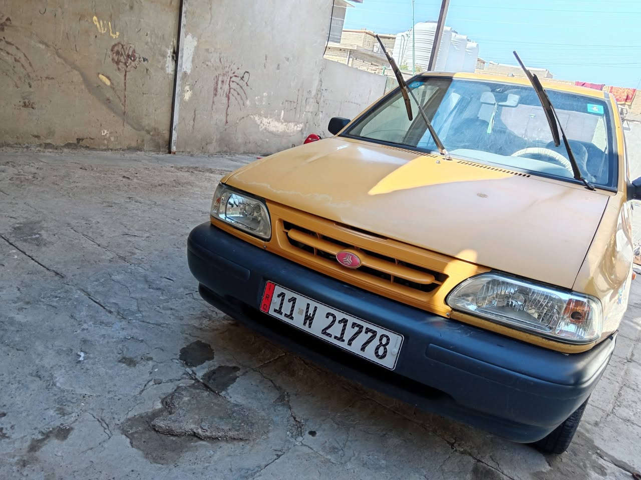 سلام عليكم سايبة مديل 15 سيارة خير من الله مكينة وكير خير من الله صدر امامي جديد بيهة طخة واضحة بل صورة خفيفة مكان بغداد النهروان السعر 35 وبيهة مجال ***********
