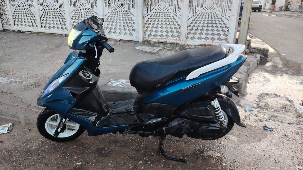 سلام وعليكم جيتي ار للبيع الدراجه كامله نضيفه شلعه معدل تخبل الدراجه بلاد كفرات بلاديه السعر 600 المكان بغداد البياع رقم الهاتف *********** الدراجه لو مامعتاز مابيع هيج سعر
