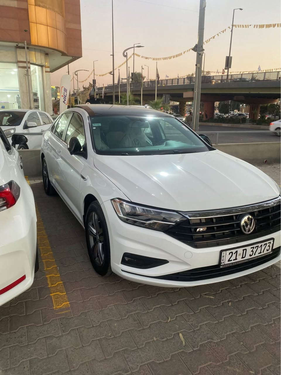 له هه وليرم سعرى ١٦٠ و مه جال ژماره موبايل ٠٧٥٠ ٤٣٢ ٧٦٣٦ Singapore
