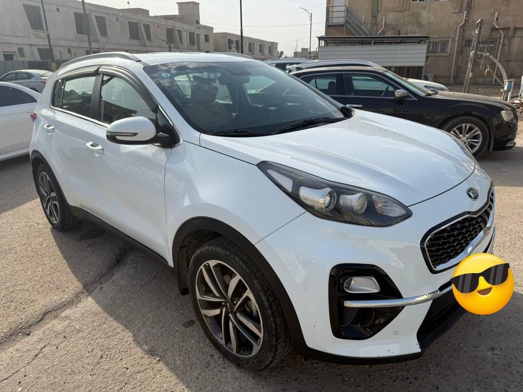 سبورتج ٢٠٢٠ ابيض الشركه الدوليه
رقم بصره دولي بأسمي
كفاله عامه من كل شي عدا شخط بسيط بباب السايق
سيارة جاهزه من كل النواحي وماناقصها شي  
ماشية 61 الف مواصفات عاديه السعر ٢١٠ وبيها مجال للشراي 
البصره - شط العرب
*********** البصرة, العراق
