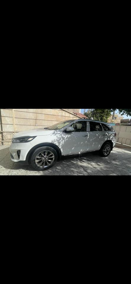 للبيع سورنتو 2020 خليجي
مواصفات بانوراما عدا الفورويل 
ماشية 58 الف قابل للزيادة
مكفولة كفالة عامة عدا طخة وبارد بسيط بباب الصدر موضح بالصورة
السنوية بأسمي ثاني يوم تحويل
مكان السيارة بغداد السيدية
للاتصال
***********
