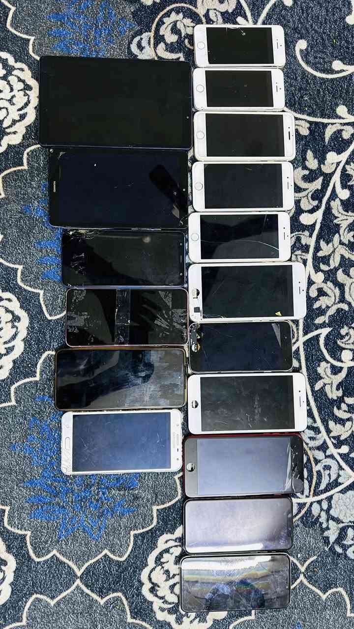 اجهزه للبيع شلع اكثرهم شغالات ايفون6عدد4ايفون5عدد2ايفون7عدد2ايفون8واحد ايفون اكس اس عدد2شغالات وعل فحص البوكو شغال فقط بي خلل بل بورد للبيع كلهم شلع الواحد عل20مكاني كركوك ***********
