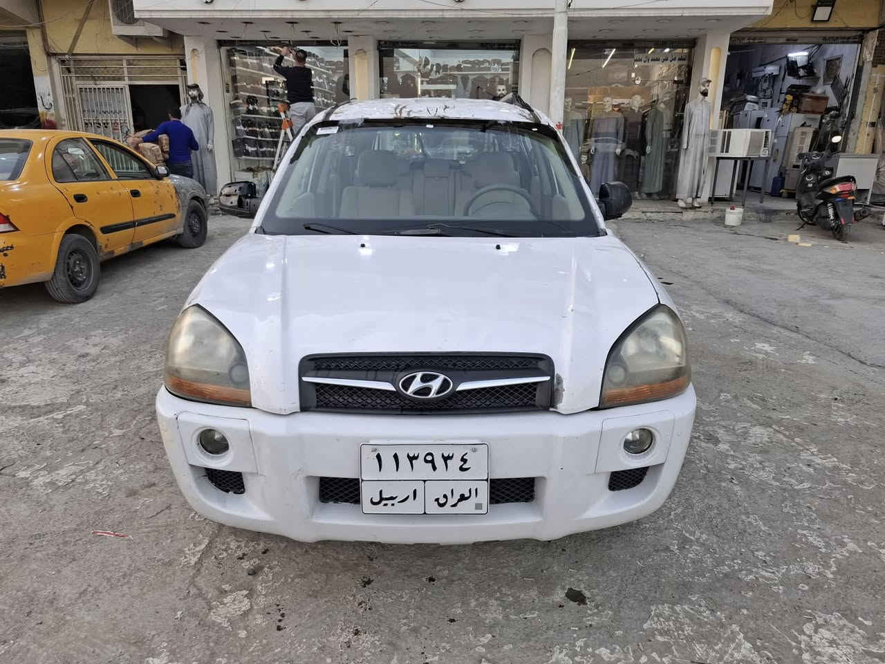 السلام عليكم اخوان للبيع توسان خليجي موديل 2009 رقم اربيل تحويل او وكاله مضمون محرك 2000 السياره بيها حادث وابيع علا حادثها كير محرك جدد شغاله وتمشي للاتصال *********** مكاني بغداد
