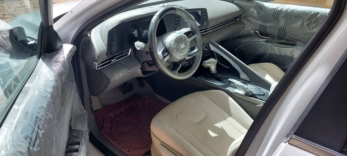 بسم الله الرحمن الرحيم 
إلنترا ٢٠٢٤سياره خليجي كوري اصلي موتجمع صيني مكينه ٢٠٠٠سياره كفالة من الضربه والصبغ والتبديل وتكحيل والبارد حتى من الرصع وشخط مكفوله رقم اربيل فول مواصفات مكان السيارة البصرة قضاء المدينة 
***********        ***********
