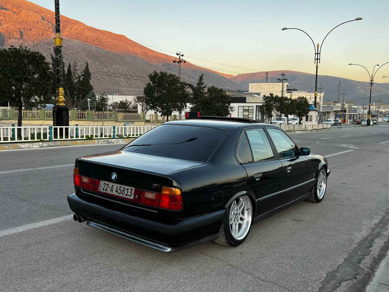 ئەم بیێمیە بۆ فرۆشتن شتی جوان و پاک  مَاشَاءَ اللّٰه 🧿 خودا بیکاتە قسمەتی ئەوەی حەزی لێیەتی  إِنْ شَاءَ اللّٰه
مۆدێل1992 کامل کراوەتەM
نمونە لە جوانی و پاکی
525کەپسی دیجیتال
گێڕ ئۆتۆماتیک
سیارەکە فول فولە
مواسەفات سلایتە 4جام کارەبای  ئاوێنەکارەبای  abs تەبرید ساردو گەرم بەشەرت  دوگمەی Sو بەفر یش دەکات
سوکان ئیرباگ  دەبل جەکمەجە ٦کەلەیە 
کوشن قوماشی بیلادی
پەردەیە
سیارەکە کامل کراوەتە m
توندو تۆلە  ٤تایەو ویلی ئێمی تازەم بۆکریوە نوێ
لایت بیلادی ناو رەش
 کامل زینۆنە یەک گلۆپ نقوستانی نیە
کارەبایاتی هەمو گیانی یش دەکات
دەحامی بۆ دەحامی بەشەرت 
دەعمو لێدرانی نیە
جەمپی بچوکیشی نیە
رەقەمو سەنەوی و هەزەو هەموشتیکی تازەیە تاوەکو 2031
تەحویل وەکالە خرامە موس براوە گێر مەکینە هەموی بەشەرت
دەحامی بۆ دەحامی بەشەرت
سعر٧٥گەلاو محامەلە
شوێن هەولێر
(ژ.م***********)
