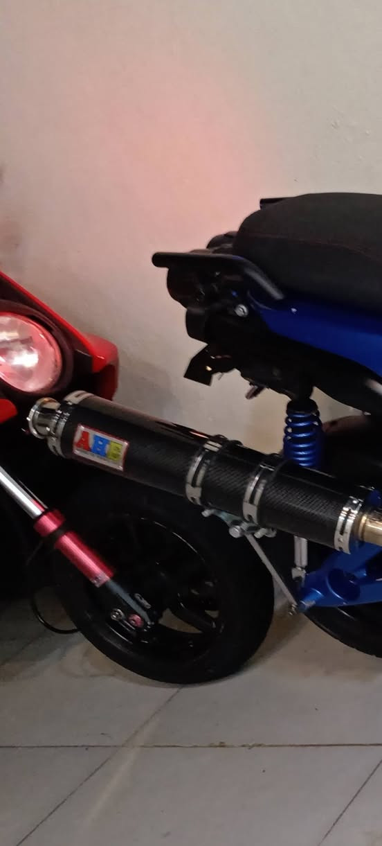 سلام عليكم شباب صالنصه كاربون
فايبر أصلي صوتها كلش حلوو سعرها 85وبيها مجال مكاني ميسان العماره شراي يتصل ***********
