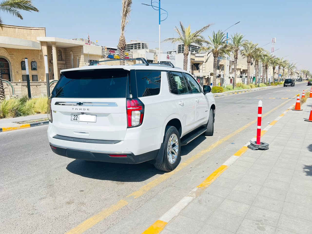 السلام عليكم
سياره تاهو وارد امريكي 

موديل 2023.(للبيع فقط) 

فئة LS ابيض

السياره جديده على البلاد 

مكينة 8 سلندر  5.3 

حادث قطعتين صبغ  بدون ايرباك 

 (صور الحادث مرفقه)

ماشيه 30Km

موصفات 

خمس بصمات 

جنطة كهرباء 

خزن ميموري

دخول ذكي ترحيب 

سستم صوت BOSE

رادار امامي خلفي 

تحديد مسار 

كشنات كهرباء تدفئة تبريد

بعد بيها مواصفات. 

رقم اربيل باسمي 

للبيع فقط 

السعر اكتب تم السعر يجيك ع خاص 

مكان السيآره اربيل 

#تاهو #Tahoe #اربيل #معارض
***********
***********
