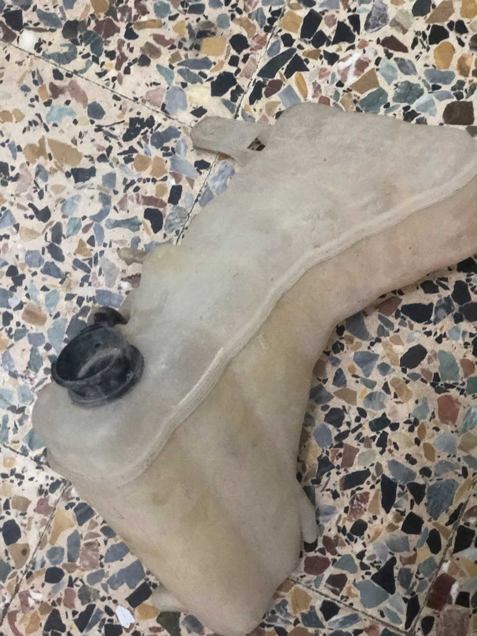 غراض جارجر مال 2023 بلادي كلهن السعر 120المكان البصرة القرنه رقم***********
