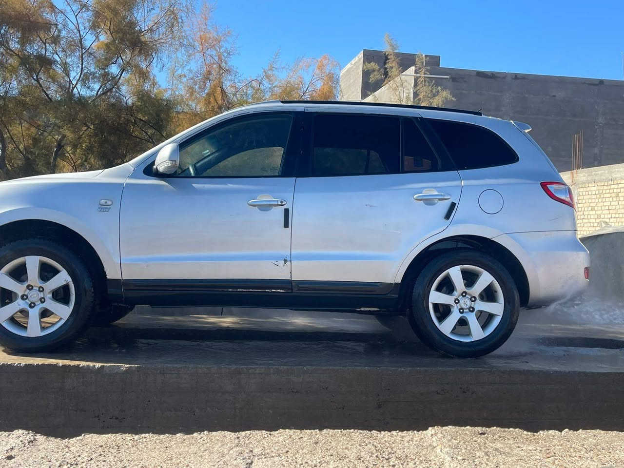 السلام عليكم ورحمة الله وبركاته سنتافي ادوات ادوات كصه جنطه دخول جديد متومه طبق الاصل وجاهزه
تبريد ثلج حداديه تايرات كله جديد محرك كير مكينه كفاله
السعر 47وبيه مجال العنوان بابل
***********
***********
