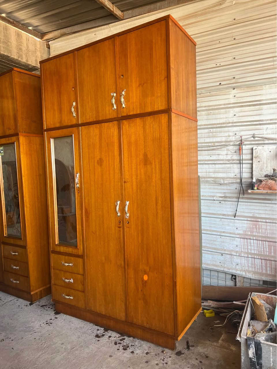 كنتور خمس ابواب صاج داخل وخارج 
كنتور ثلاث ابواب صاج داخل وخارج عدد3
بوفيه صاج
المكان بابل قضاء المحاويل مقابل معسكر المحاويل البوابة الشمالية بتجاه بغداد 
يوجد لدينا خدمة توصيل 
للاستفسار الاتصال على الرقم التالي *********** او التواصل عبر الواتساب برقم الاسيا حلة, بابل
