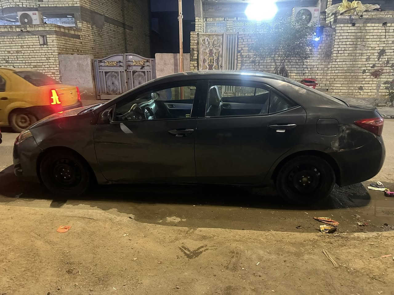 كورلا 2018 بجم كبس داخل عسلي بيها طخات قليله رقم شمالي باسمي ابيع حزام السعر 105 وبيه
مجال رقم ***********
