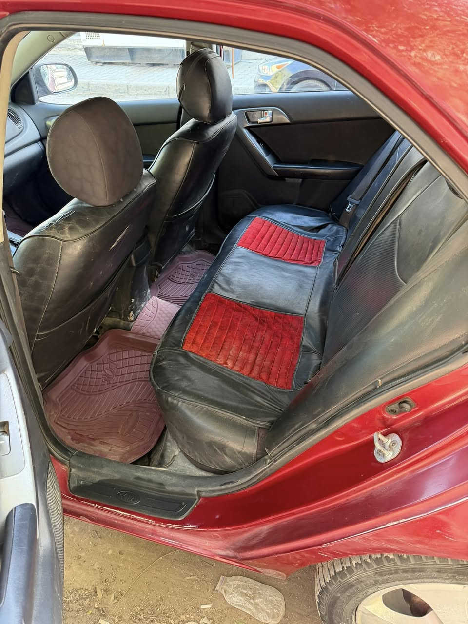 سلام عليكم سيراتو 2010 للبيع سعره 69 ورقه مكاني نجف ***********
