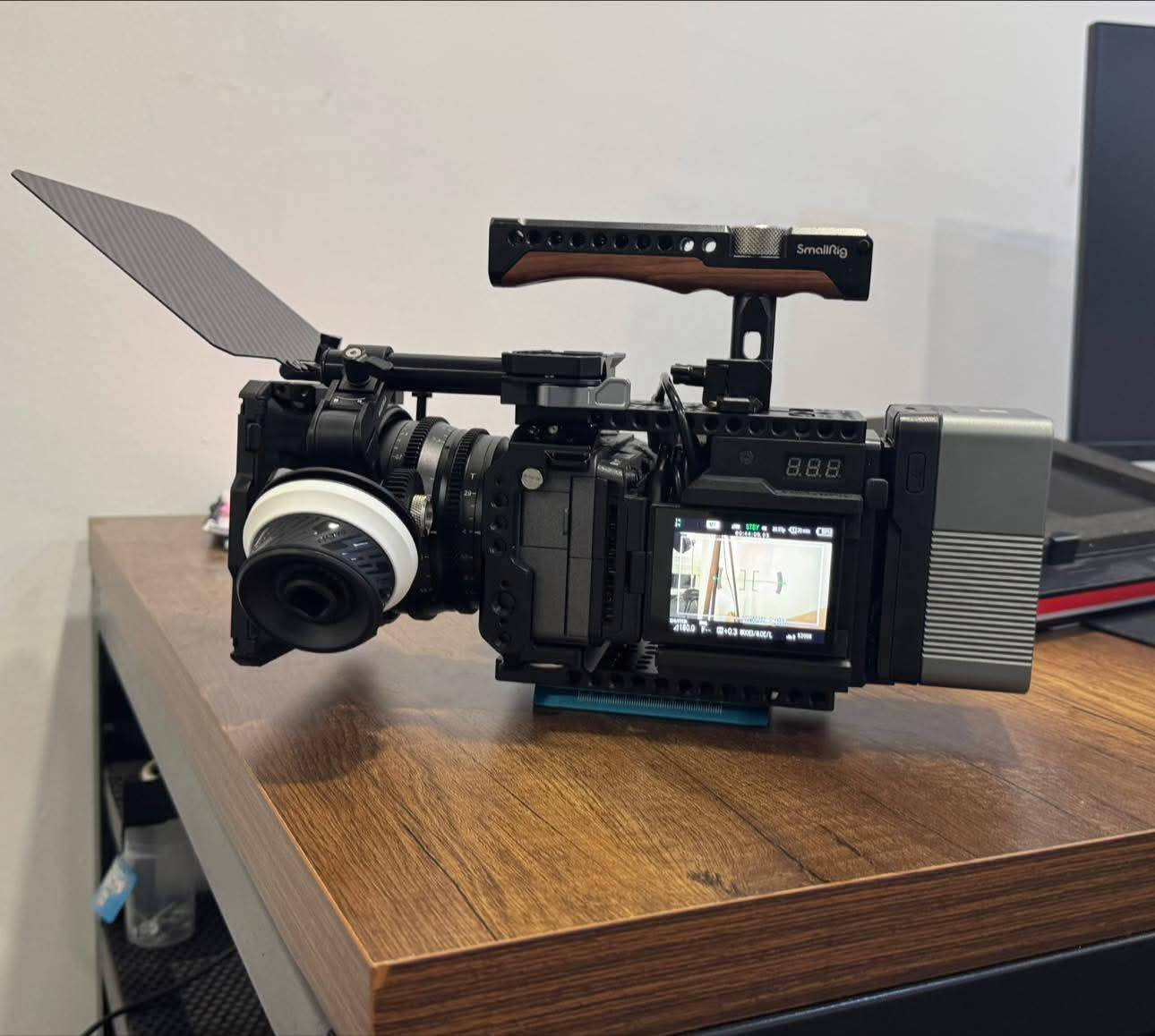 Sony FX30 و ملحقات للبيع
🔥 Sony FX30 + Smallrig Cage

🔥 Cineback for FX30/3- ترهم ویە ال اف اکس ٣٠ و اف اکس ٣... تحولک الکامیرا لکامیرا سینمائیة بعد اکثر من ناحیة ترکیب قطع و همینە تگدر تخلی علیها بطاریە v mount و هوای بعد شغلات

🔥 Viltrox 33mm 1.4 - لینز برایم ٣٣ مل ١.٤

🔥 7Artisans 12mm cine 2.9T - لینز سینمائي احترافي ١٢ مل T2.9

 للاستفسار
واتساب ***********
