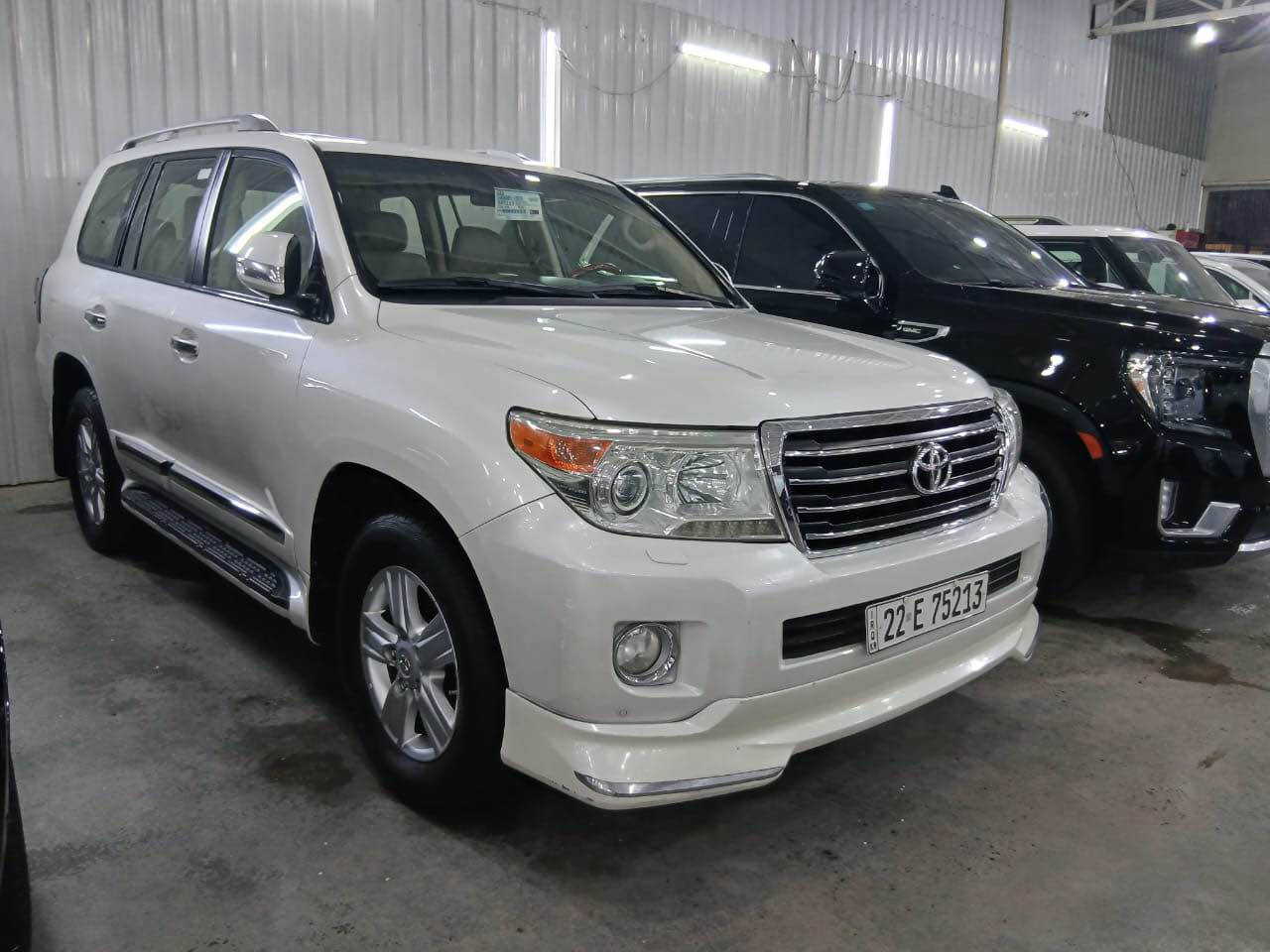 لاندكروز موديل 2013 
محرك 8 سلندر 4600
مكفوله عدا الدعاميه الاماميه 
بارد باب خلفي كد شبر 
ماشيه 160 الف
الاتصال *********** بغداد, العراق
