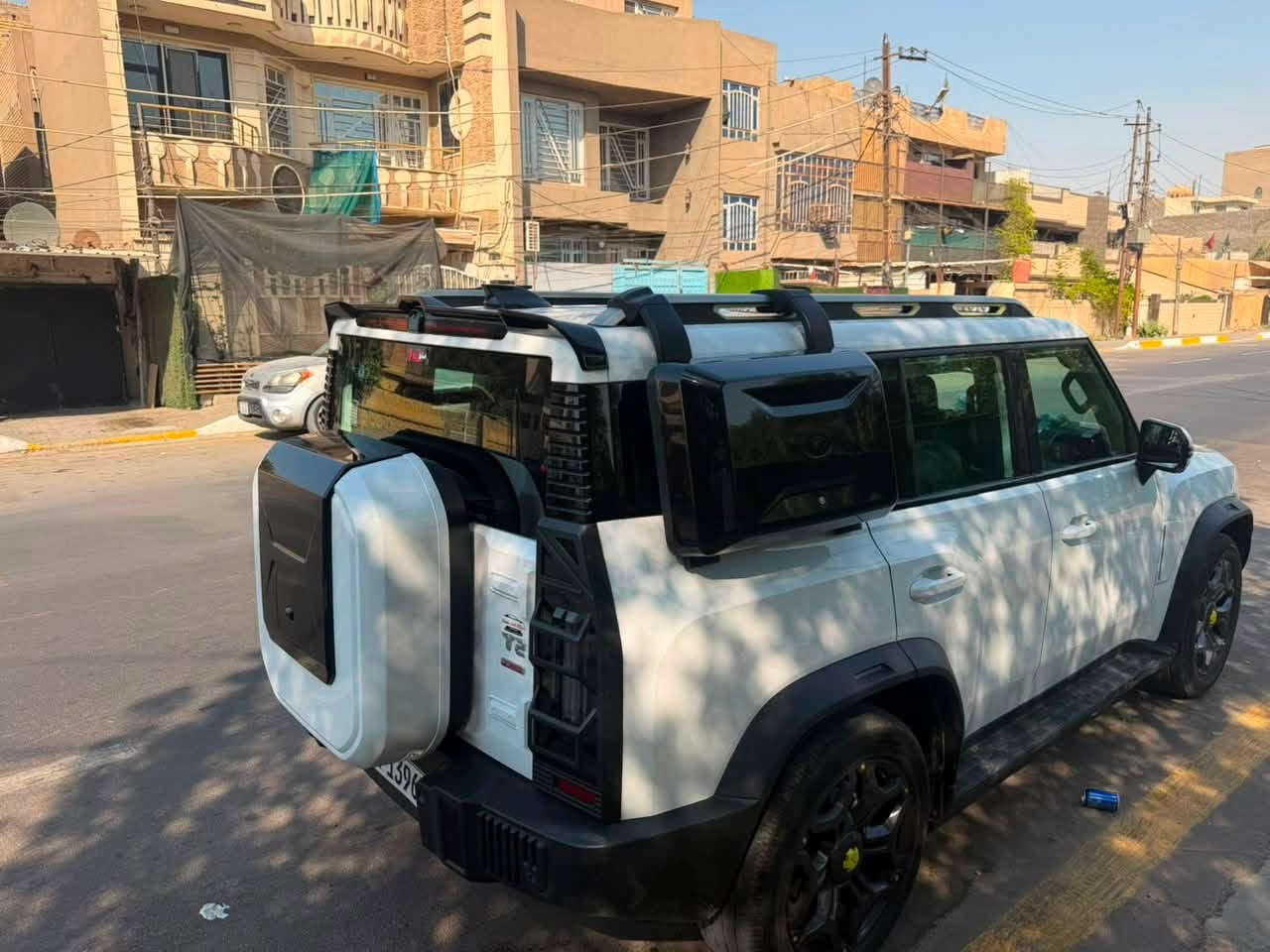 السلام عليكم جيتور T2 لكجري فول موصفات وكالة هارلم بيها حادث صار بل عراق جاملغ امامي وبيها اريباكات طاكه من الحادث 
السعر :٢٢٢ وبيها مجال بسيط
السياره فقط بانزين 
***********
