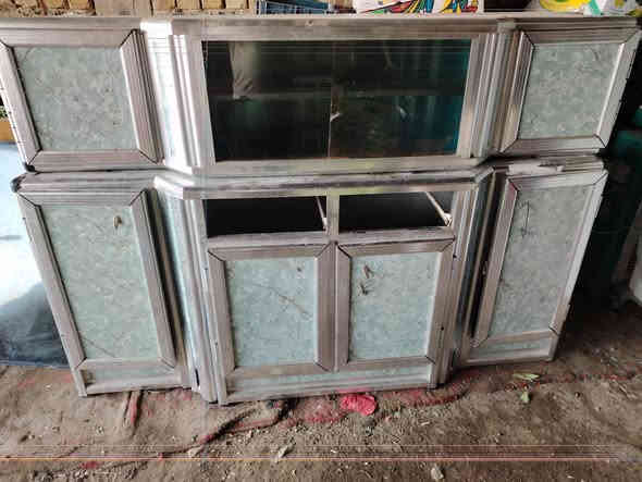 كاونتر وملحق السعر75الف بيع مستعجل العنوان حله ورديه خارج قرب علوت المخضر يم البسطيات مال المخضر  ***********
