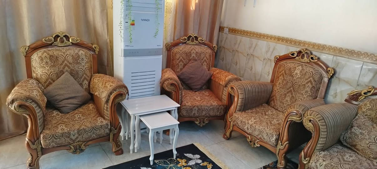 تخم زان ملكي  للبيع ٢٠ مقعد  ابيعهم سوة او كل ١٠ مقاعد وحد سعر التخم٤٠٠  الف وبيه مجال
التواصل الاتصال ع رقم
*********** واتساب
