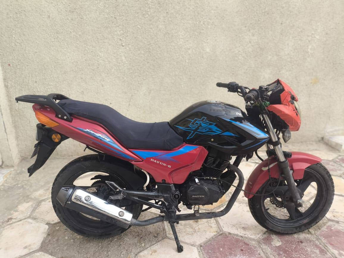 السلام عليكم
دايوان باندا / رقم وسنويه نافذه لغايه 2028 /واسط  /تحويل ثاني يوم/ موديل 2015 / مكينه لا بخار لا تنقيص خير من الله
 سعر مناسب/ مليون قفل 
للاستفسار/ ***********
