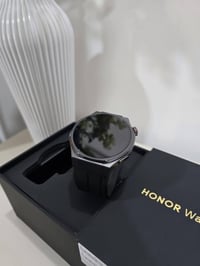 هونر watch 5 ultra للبيع  اخت الجديدة السعر ٢٠٠ الف بغداد الكرخ 077616...