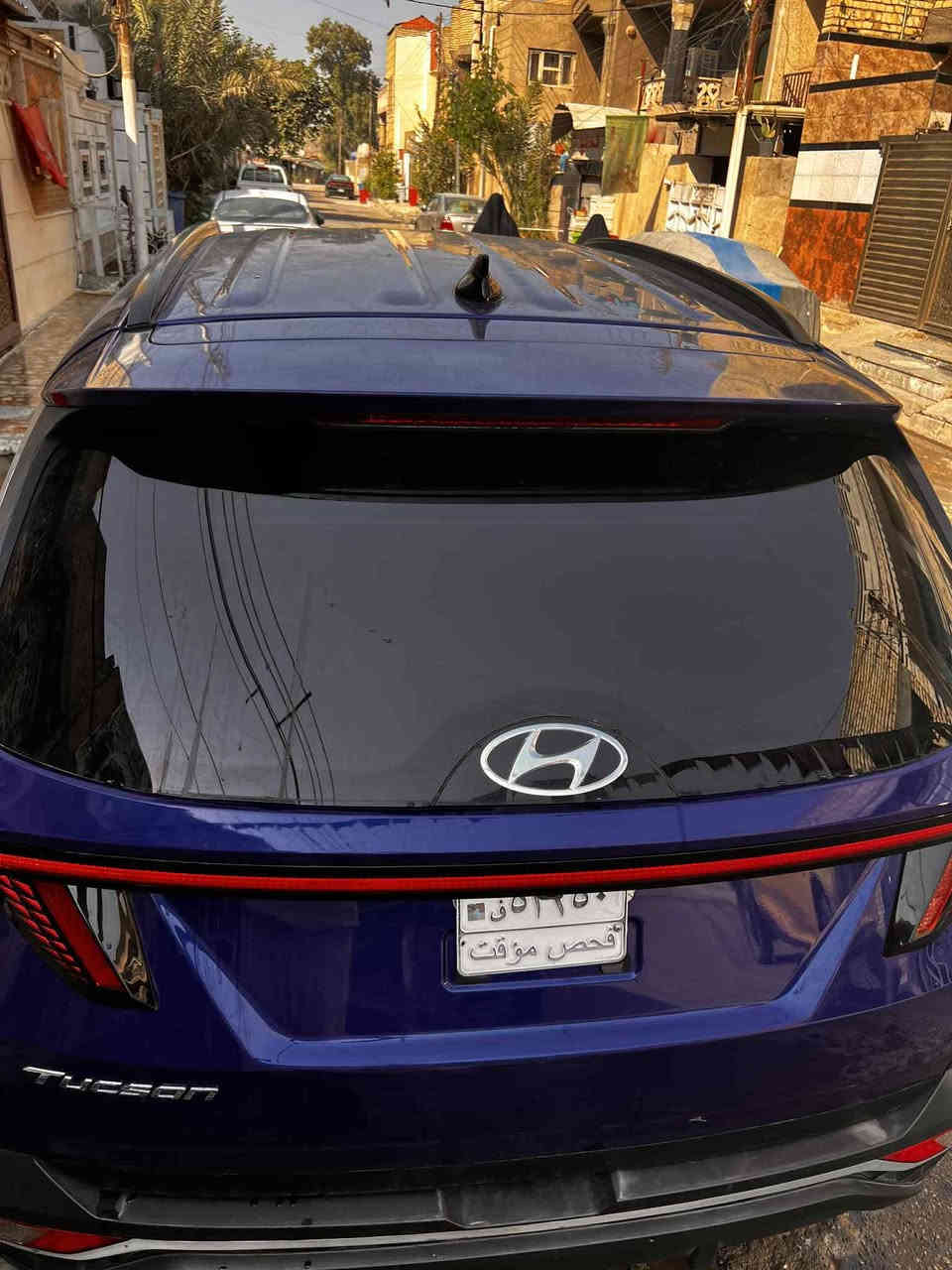 السلام عليكم توسان موديل ٢٠٢٣ وارد امريكي فول للاخير 
بدون رقم 
لون ازرك 
بيها كم حالوبه 
ورصعه ب التكمه 
السعر 176 وبيها مجال 
للاتصال *********** متوفر واتساب 

صور حادث مرفقه بل منشور
