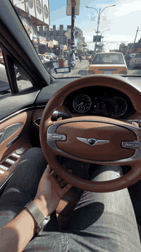 نقد فقط مستعجل ع بيعته 
جينسيز Gv70 2023 4 
ماشيه ٣٧ كيلو 
تقريره كدامكم  بالمنشور 
السياره بحالة الوكالة جديده جدا 
أي نقص مبيه 
للاستفسار الاتصال ع الرقم ***********
السعر نهائي قفل ٣٢٥ مستعجل ع بيعته 
نقد فقط 
المواصفات : 
اوتو بارك 
اوتو هولد
إطفاء ذاتي 
فول مواصفات 
بصمه تغشيل وابواب 
بانوراما
كشنات امامية تدفئة وتبريد
كشن السائق والراكب خزن ميموري 
تبريد منفصل مع تحكمات كاملة امامي وخلفي 
منافذ USB امامي خلفي + منفذ 220 فولت خلفي 
5 مودات قيادة 
دخول ذكي
مري شفط
جنطة كهرباء
مري قلاب عند الرجوع 
مري نقاط عمياء 
مري جانبية هيتر
مري جانبية ووسطية auto dim
انارة ترحيبية بالمري شعار جينيسيز
رادارات محيطية امامي وخلفي وجانبي
توقف ذاتي امامي خلفي
تحديد مسار 
تحذير رادار جانبي عند فتح الباب 
قيادة ذاتية 
كاميرا 360 درجة 
حساسات امامية خلفية
لايتات متحسسة لاضواء السيارات المقابله
جامات امامي خلفي اوتو 
*********** WhatsApp
