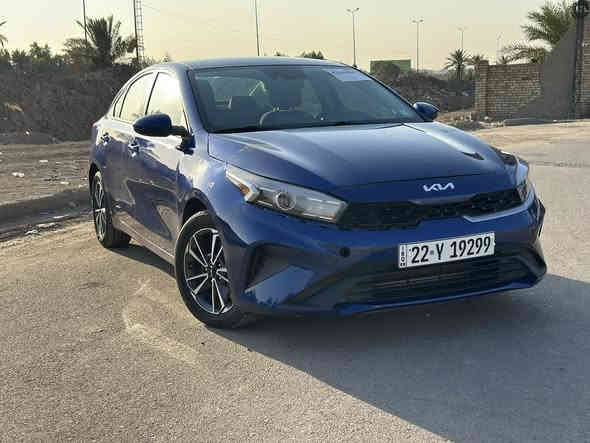 تتوفر سيارت وارد امريكي مختلف الالوان و موديلات 
‏عروضنا ما تخلص ويَ شركة ربيع الامل
‏👌استمتع بالأناقة والقوة بسعر مميز 👌 

النترا بسعر مميز وتنافسي

‏مرقم ومصلح وكامل 
و السعر 🔥157🔥 ورقة

2023 KIA FORTE, LXS

✌🏻الضرر   و كما موضح بالمنشور   

‏✨ مميزات السيارة:
‏
‏محرك اقتصادي و أداء قوي 2000 دوش 
متصل بناقل حركة من 8 سرعات
  ‏

‏ناقل حركة اوتماتيك 
‏
‏شاشة وسطية   مع كاميرا رجوع
‏
‏تصميم  داخلي أنيق ومريح 
‏
رادار جانبي وتنبه عند الخروج عن المسار 

‏مواصفات عالية الجودة من شركة كيا  العالمية

رقم إربيل باسم شركتنا تحويل وكالة مضمون ومباشر

مكانة 📍بغداد الجديدة النعيرية خلف جامع عرفات 📍
‏
‏📍موقعنا على googel map ,  ويز

استخدم Waze للقيادة إلى Baghdad - بغداد: https://waze.com/ul/hsvztkn5yx

‏
‏📞 للأستفسار عن العروض الجديدة الأتصال : 
‏
***********

***********‏
‏
‏
