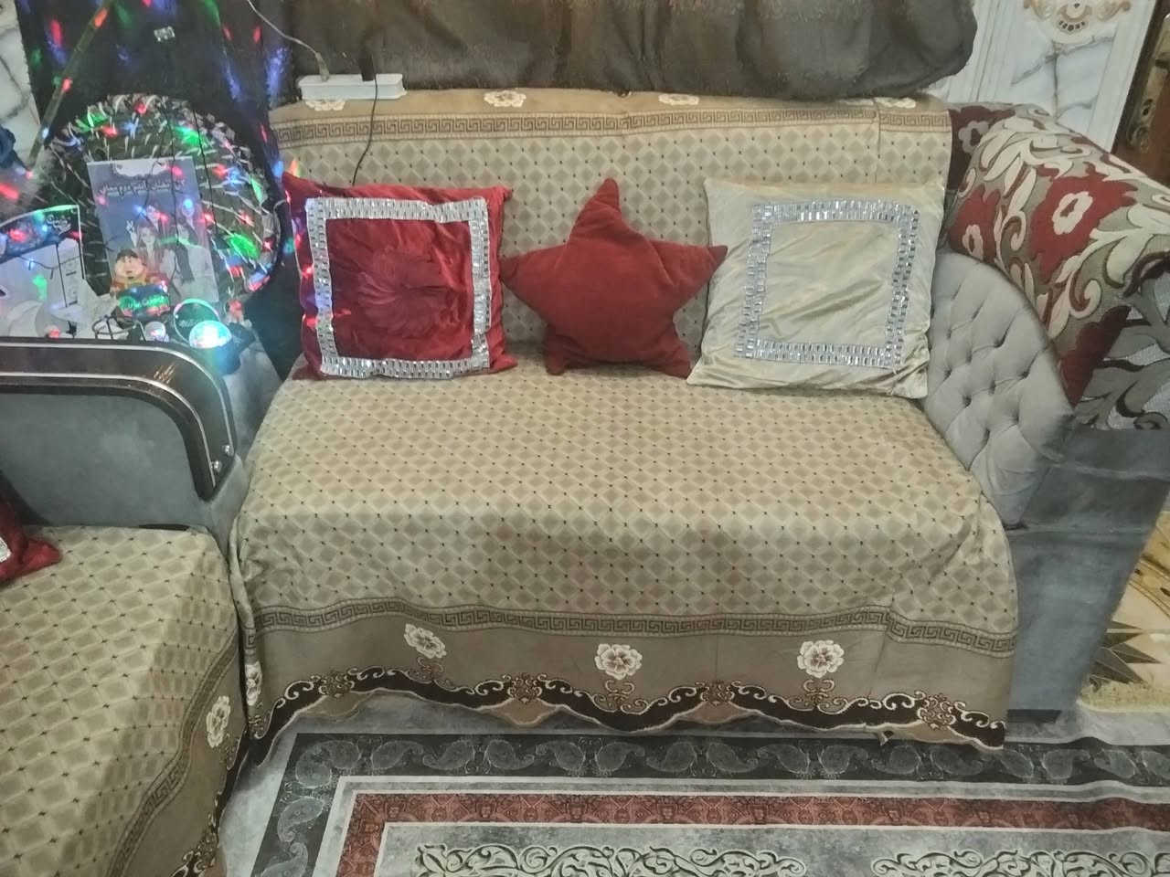 ديوان 10مقعد وفراش وبردات للبيع


**إذا كنت صاحب هذا الإعلان وتريد حذفه لأي سبب، رجاءا أرسل رسالة إلى الدعم الفني**