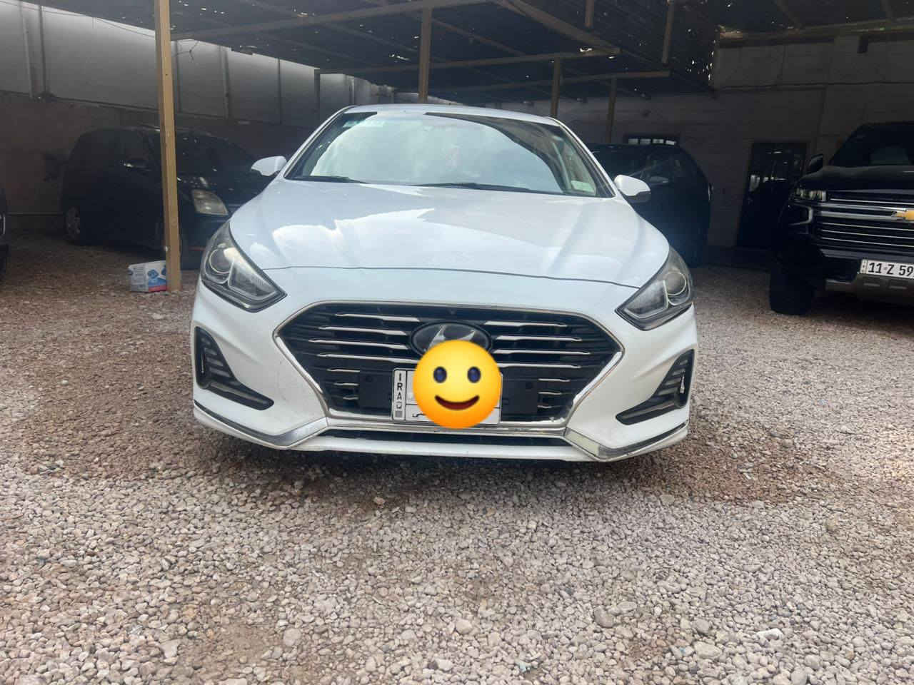 السلام عليكم
سلام عليكم ورحمة الله وبركاته 
سوناتا 2018

 امريكي
مكفولة كفاله عامه 

 محرك  2400 

مواصفات 
بصمة تشغيل وبصمة ابواب
بچم سبورت 
 تبريد قطعتين امامي وخلفي رادارات خلفية وجانبية اشاير بالمرايات 
كشن السائق كهرباء 
تدفئة بالكشنات وتدفئة بالستيرن تحكمات جهتين
مانع انزلاق وبريك ABS شاشة وكاميرا بلادي 
ومكان شحن وايرليس صندوق ذكي يفتح عند الاقتراب 
نظام قيادة درايف مود 
كروس سرعة
يدات نيكل
و باقي المواصفات معروفه 

السياره نضيفه بمعنه الكلمه 

السعر 145 وبيها مجال للشراي 
 العنوان : الأنبار الرمادي 
اتصال : ***********
