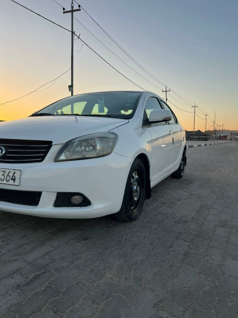 للبيع كرات وايل مديل ٢٠١١ رقم بصره نكليزي سنويه جديده ٣١ مكفوله من ضربه وتبديل مصبوغ جماليه اثر خيسات وجراد كير ومحرك بلاد مكفولات سياره جاهز مجهز اني مكلف بالنشر تصل على رقم وتدلل 
*********** البصرة, العراق
