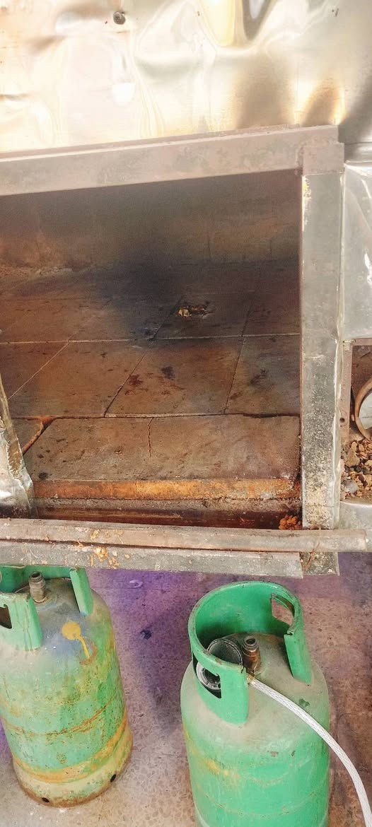 متاح فرن لحم بعجين طابوك شرط منقصو شي شغالي سبب بيع ايدامه عنواني حي صدام
السعر 250 بي مجال شراي اتصل وتدلل 0751 847 0886
