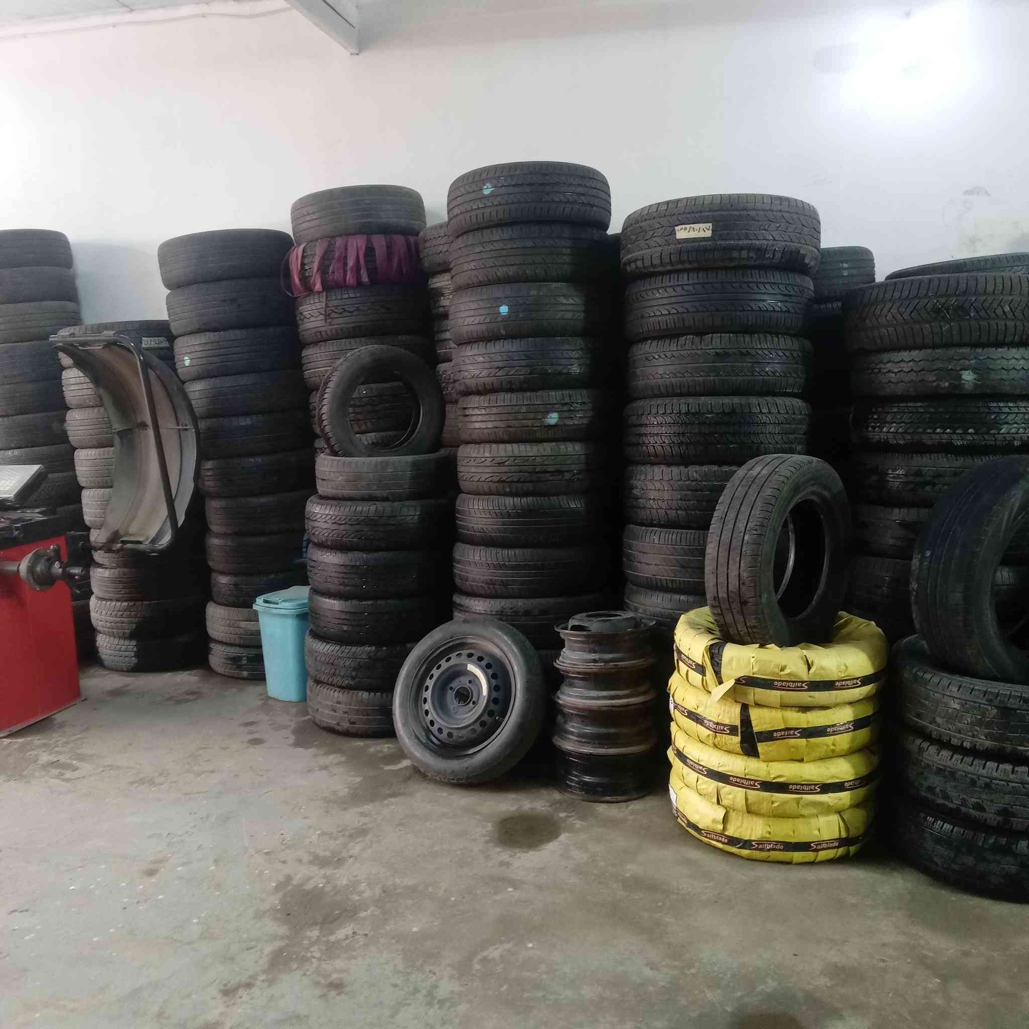 السلام عليكم ورحمة الله وبركاته
باقي للعرض خمسة ايام فقط 
عن الاطارات الباله الياباني 
متوفره في مجمع السلطان لبيع للاطارات الباله الياباني 
 كميات محدوده  
سارع قبل انتهاء العرض 

العنوان 
بغداد التاجي الشارع العام قرب ملعب التاجيات منطقة ابوالجدايدل 
للاتصال 
***********واتساب 
*********** احمد ابو مؤمل
