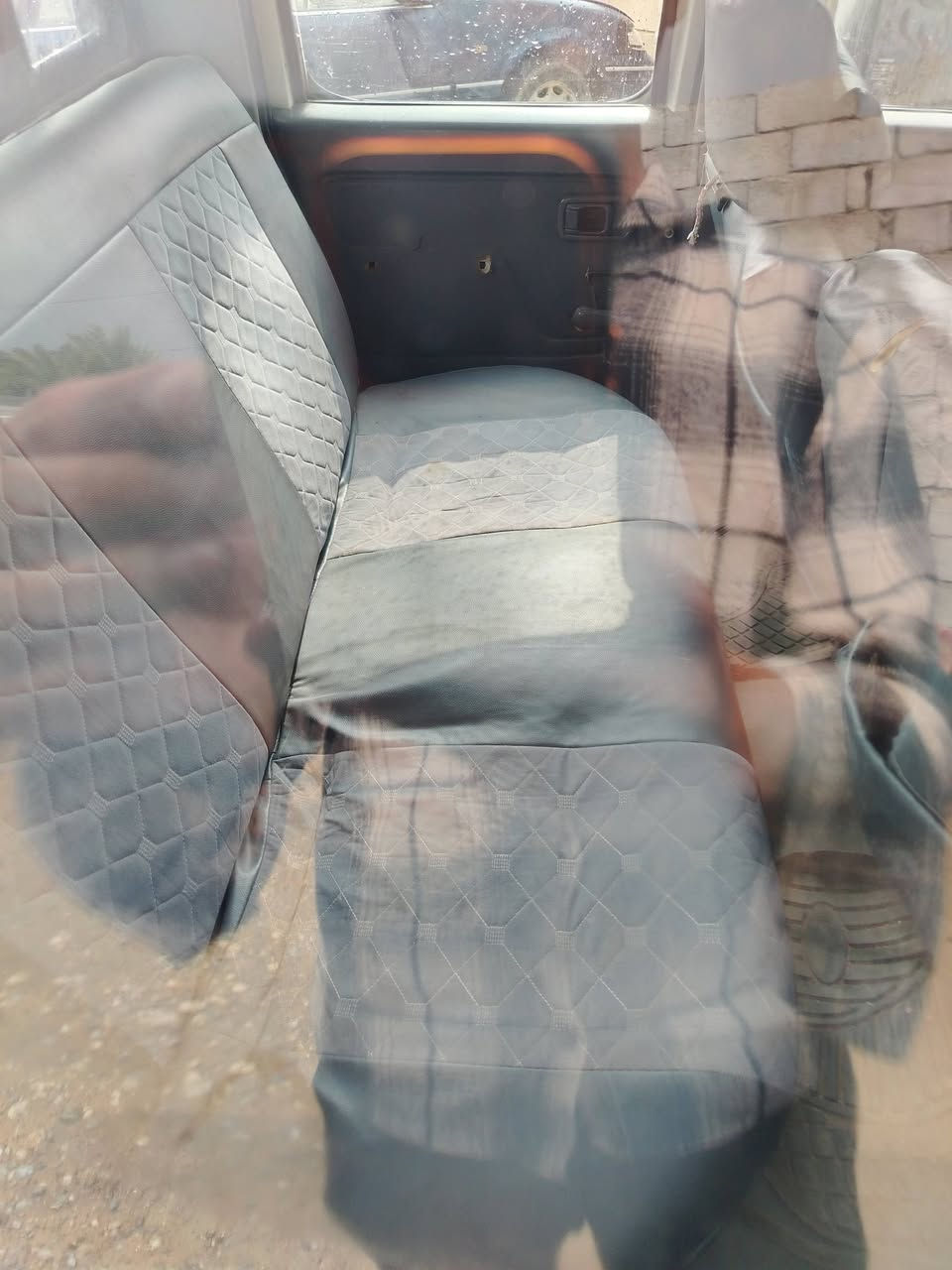 سلام عليكم بيكم نيسان موديل 2002 محرك 1400 كابريتر اسود  بيه صرف رقم واسط سنويه 2028 بسمي رقم موبايل *********** ترهم مراوس بيكم تك قماره مكان سياره ديالئ
