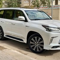 لكزز موديل 2018 مكفوله  معروفة مواصفات سبورت S   السيارة ماشية 60 الف ...