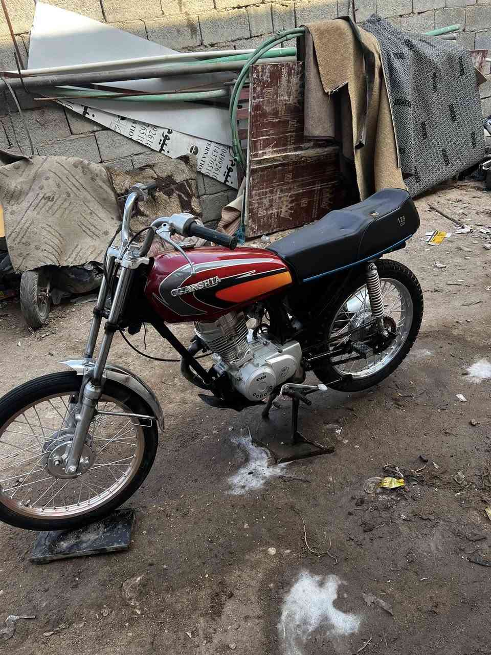 سلام عليكم ايراني للبيع رايدها ب ٣٧٥ وبيها مجال مكان بصره الجزائر دراجة حلوه ونضيفه لاتبخير ولا نضوح ولا اي شي تواصل***********
