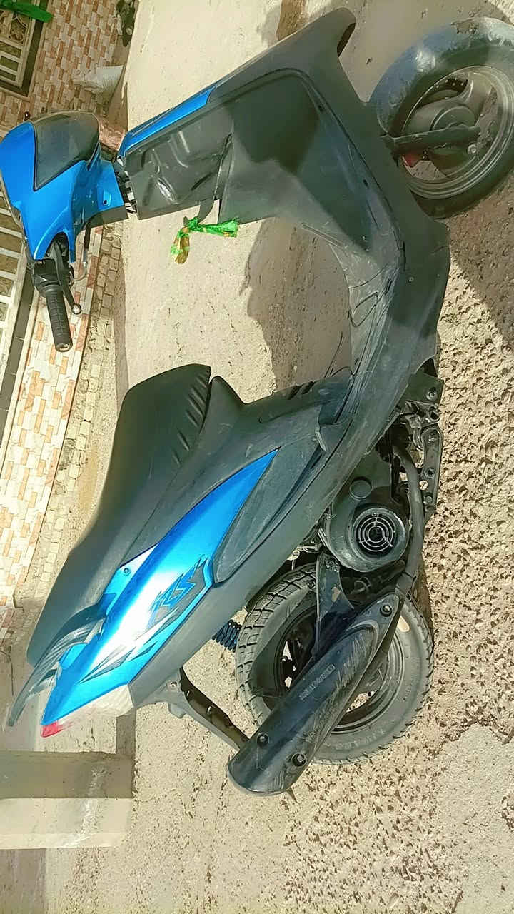 السلام عليكم دراجه ماكس عدله بوشه 49بلادي . الدراجه خير من الله فول . واحد عله واحد بكلشي سرعه ومعدل وشلعه . خير من الله . . ...كلشي شغال سلف هندر . .....السعر 630بيهه مجال بيكم خير او تدلل . الرقم ***********...........................🪬🧿
