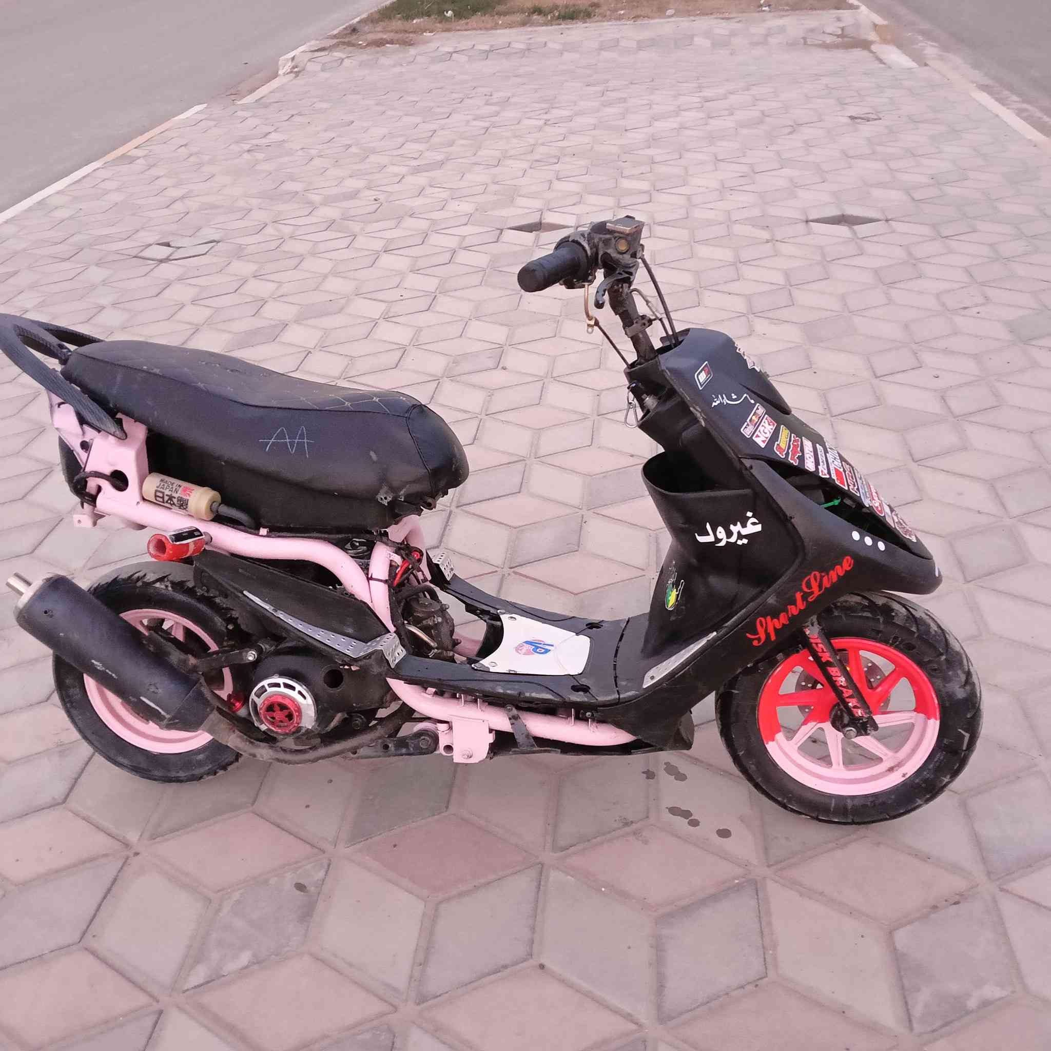 السلام عليكم ماكس عدله وردي مال لعب  نضافه فول شلعه ومعدل فول نقصه بس سلف هندر من اول دفره سعر خاص رقم الهاتف ***********
