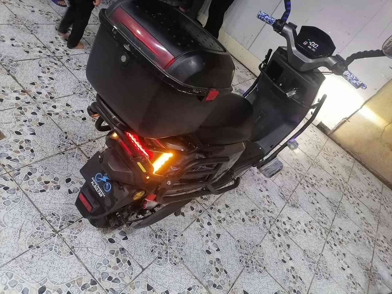 دراجه سكنكس موديل 2026 6 بطاريه بطاريات جديد تقراه عشره ونص او 11 السعر 625 العنوان الصقلاويه ***********
