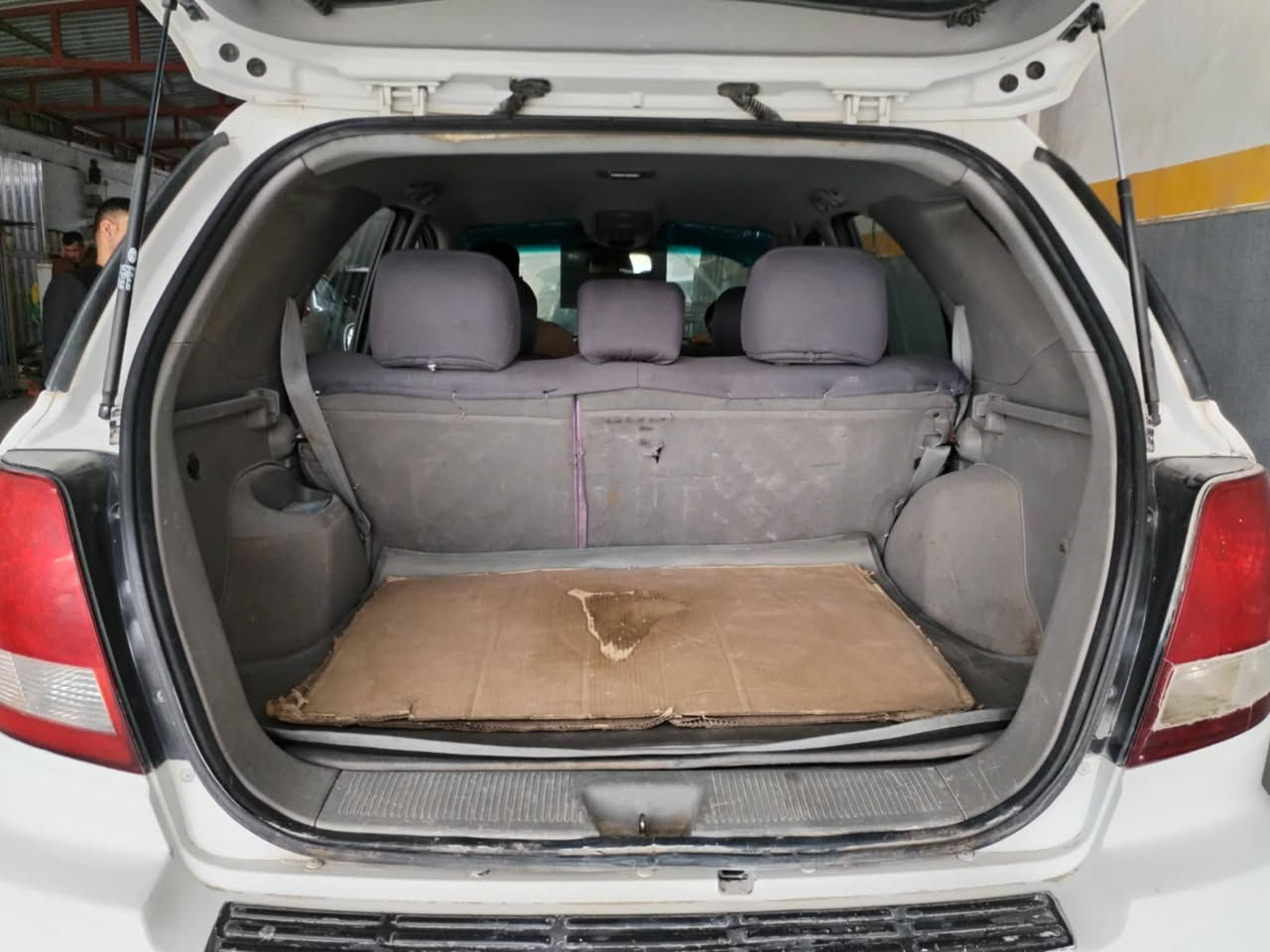 2005 محرك ٦ رقم ***********
