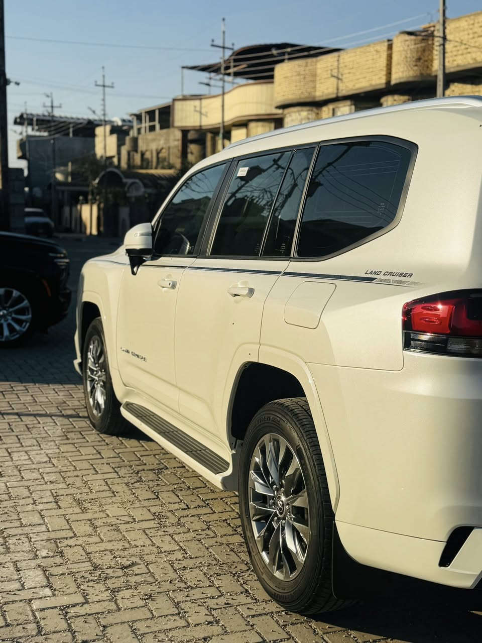 سلام عليكم لاندكروزGXR مديل 2024 ساز توين تيربو السياره مكفوله كفاله عامه ماشيه 27 الف نانو سياره كله حته القماره رقم اربيل تحويل او وكاله مكانه البصره السعر 740 رقم الهاتف ***********
