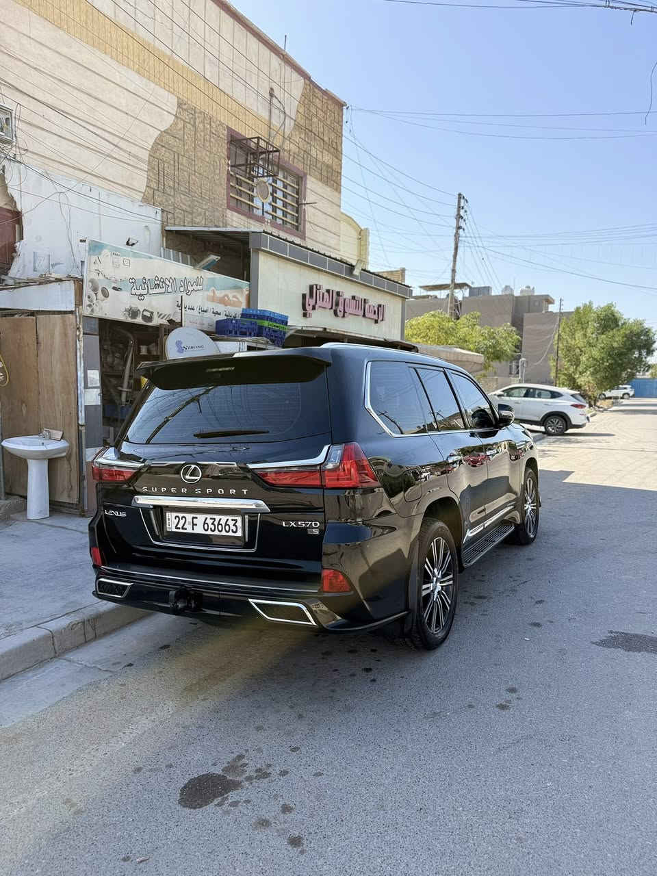 لكزس سوبر سبورت 2021
اللون أسود
رقم بغداد وبأسمي
السيارة جديدة جداً جداً بمعنى الكلمة

ماشية 77 ألف فقط
مكفولة كفالة عامة من كلشي
العدة والأرضيات كاملة وغير مستعملة

المواصفات:
محرك 8 سلندر 5700
أبواب شفط
كشنات جلد قرميدي
جكات
كامرات محيطية
باب خلفي كهرباء

والمواصفات هواية وما يحتاج أذكرها كلها
للاستفسار: ***********
السعر 85 وبي مجال 
تحياتي للجميع
