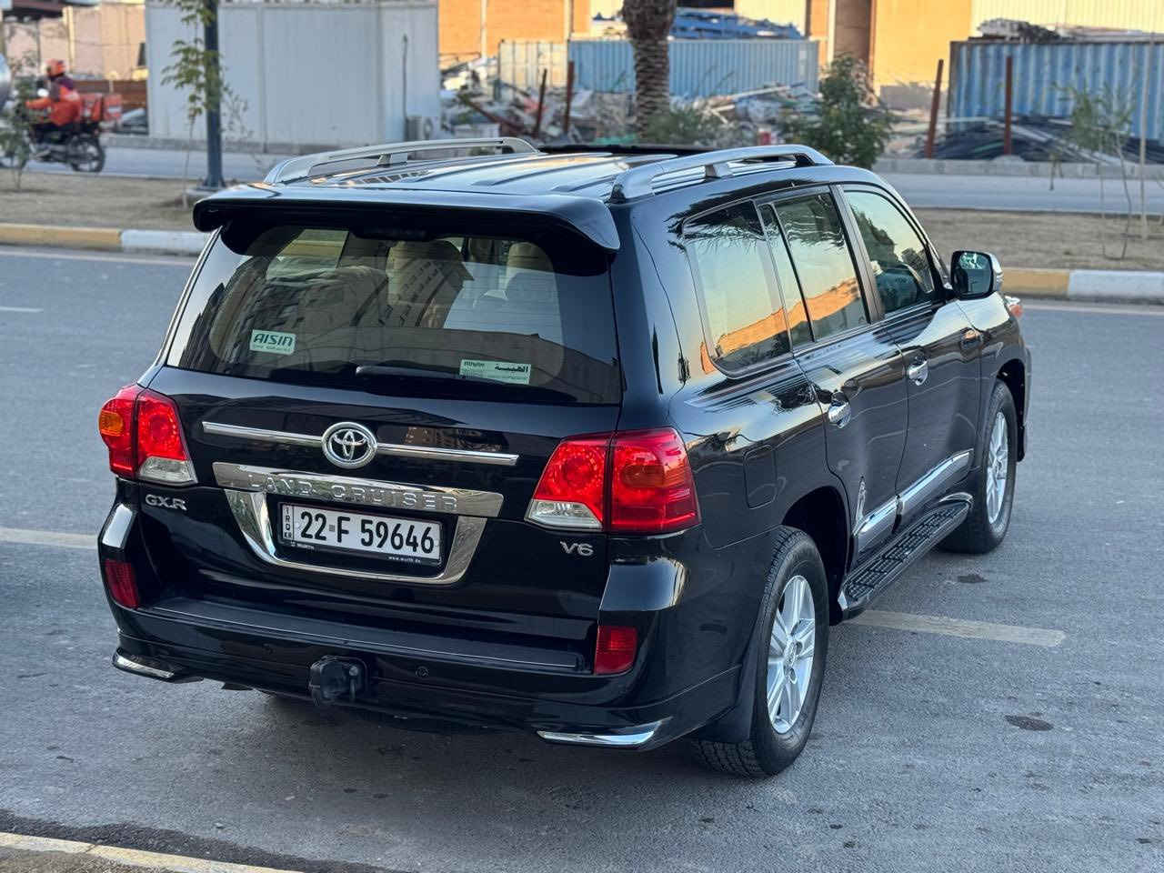 إسلام عليكم لاندكروز 14ابريم اصل ام الطفايه مكفوله كير مكينه رقم أربيل تحويل ثاني يوم مكان السياره بغداد الكرخ السعر 360وبيه مجال بصيط 
***********
