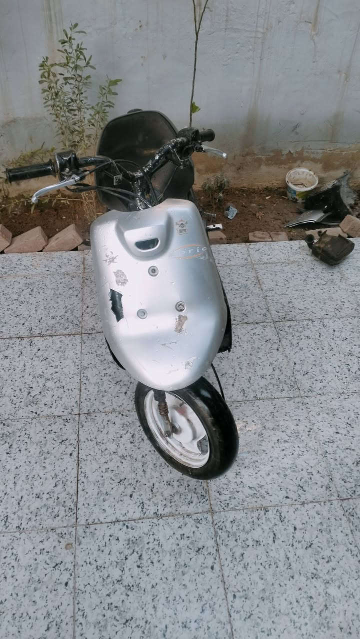 سلام عليكم عندي ماطور للبيع يردله
شد شوته،وكابريته بي نقوصات ماطور معمر مر وحده نضيف

اليريدو،يجي خاص غراض موجودة سعر خاص
ماطور حربي كزوز رياضي


**إذا كنت صاحب هذا الإعلان وتريد حذفه لأي سبب، رجاءا أرسل رسالة إلى الدعم الفني**