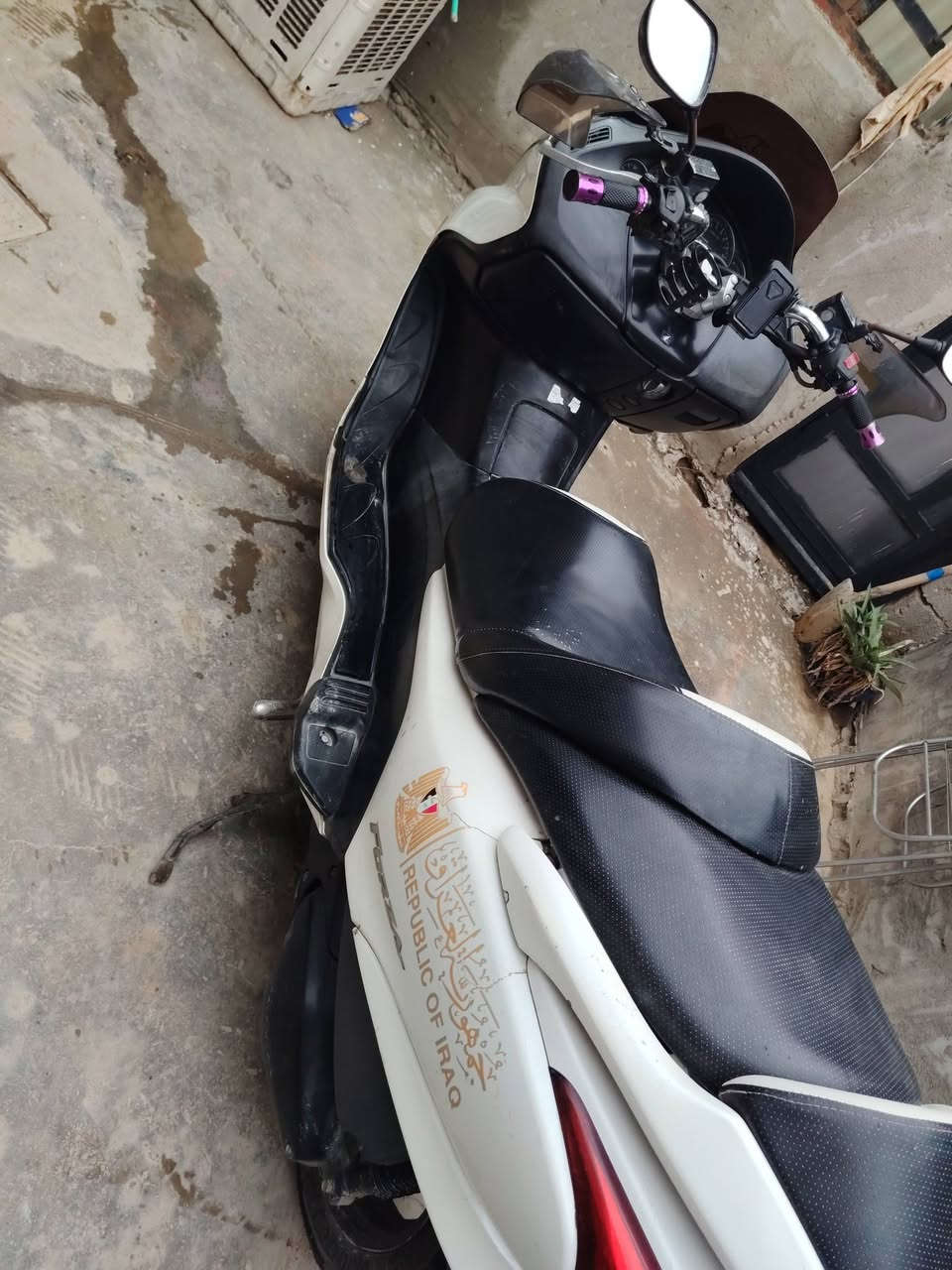 فورزا 08
كهرباءيات شغالة فول
مكينة نظيفة
بدون ضرر
دراجة كاملة
وشلعتهه تخبل لدراجه نضيفه 
السعر بمليون وبيهه مجال قليل 
مكاني بغداد المدائن ***********
