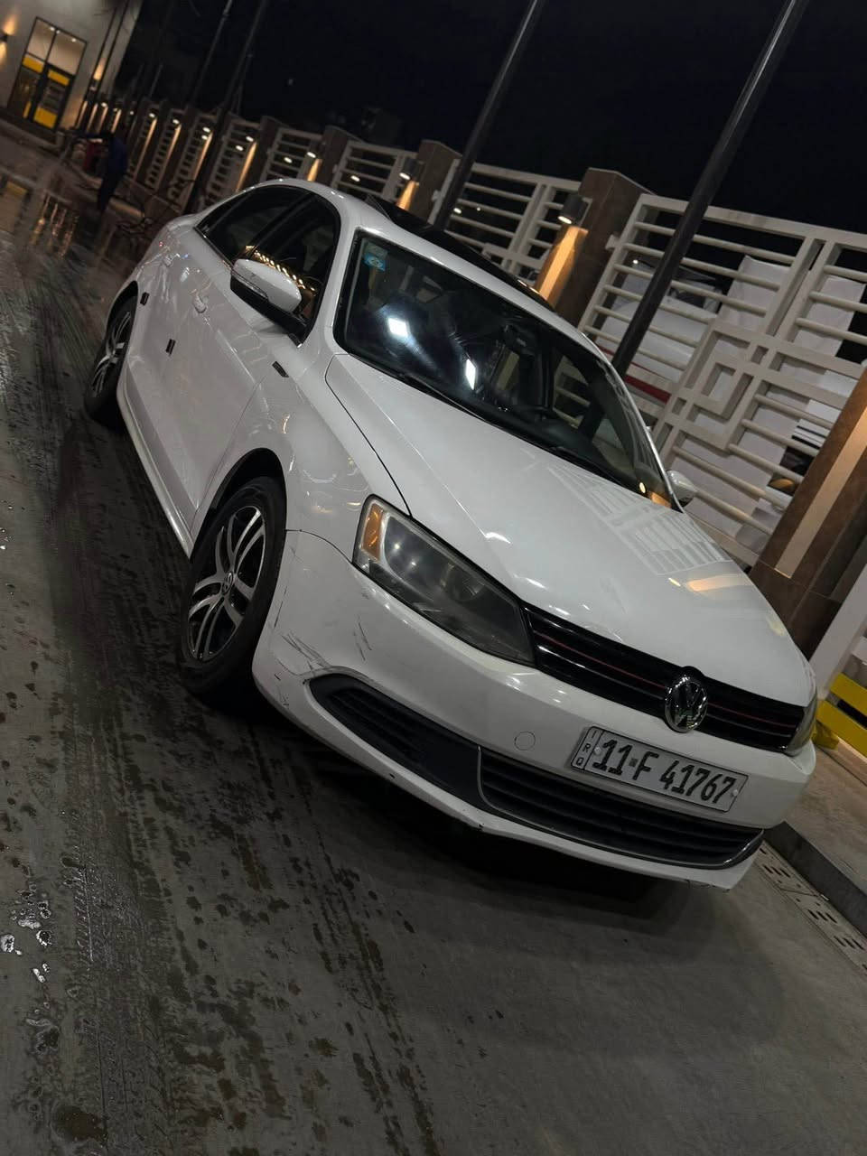 جيتا ٢٠١٤
رقم بغداد الجديد بأسمي
گير مكينه تبريد شرط
السياره ماشيه 170 الف(كيلو)
فول مواصفات 
بصمه 
كشن السايق كهرباء
جامات اوتو
بصمة ابواب
بصمة صندوك
فتحة
هيتر بالمري
تدفئة كشنات
شاشه كبيره لمس
سبورت
كشنات تحكم كهرباء
كروز سرعه
بيها ٣ قطع صبغ بدون ارباك او حادث قوي صور الحادث بل منشور
سيارة غير حادثها بامريكا مابيها اي حادث او ضربه وصور 
الحادث ناشرها ويا الصور
السعر 118$ وبيها مجال
 *********** موصل, نينوى
