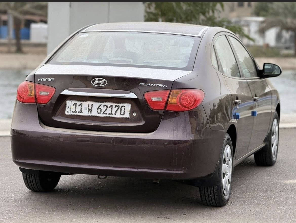 هونداي النترا 2010 ( زيرو 0️⃣ كيلو متر ) 
مخزنه من ال 2010 لحد هسه بعدهه بفابلون الشركه ونايلون الشركه استلام الشركه العامه 
متروكه من النوادر هاي السياره لعشاق الجديد المواصفات معروفه الشركه العامه
محرك 1600
اربعه دسك 
بلوجتر اصلي
اريل 
مخارج اواكس

السياره جديده لوك وبل عافيه عل تكون من نصيبه
رقم بغداد دولي بسمي 
مكان السياره بغداد 

رقمي ***********
